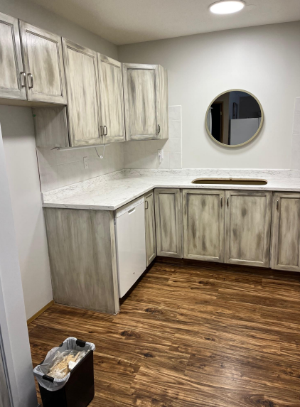 R-Miter Laminate Countertop